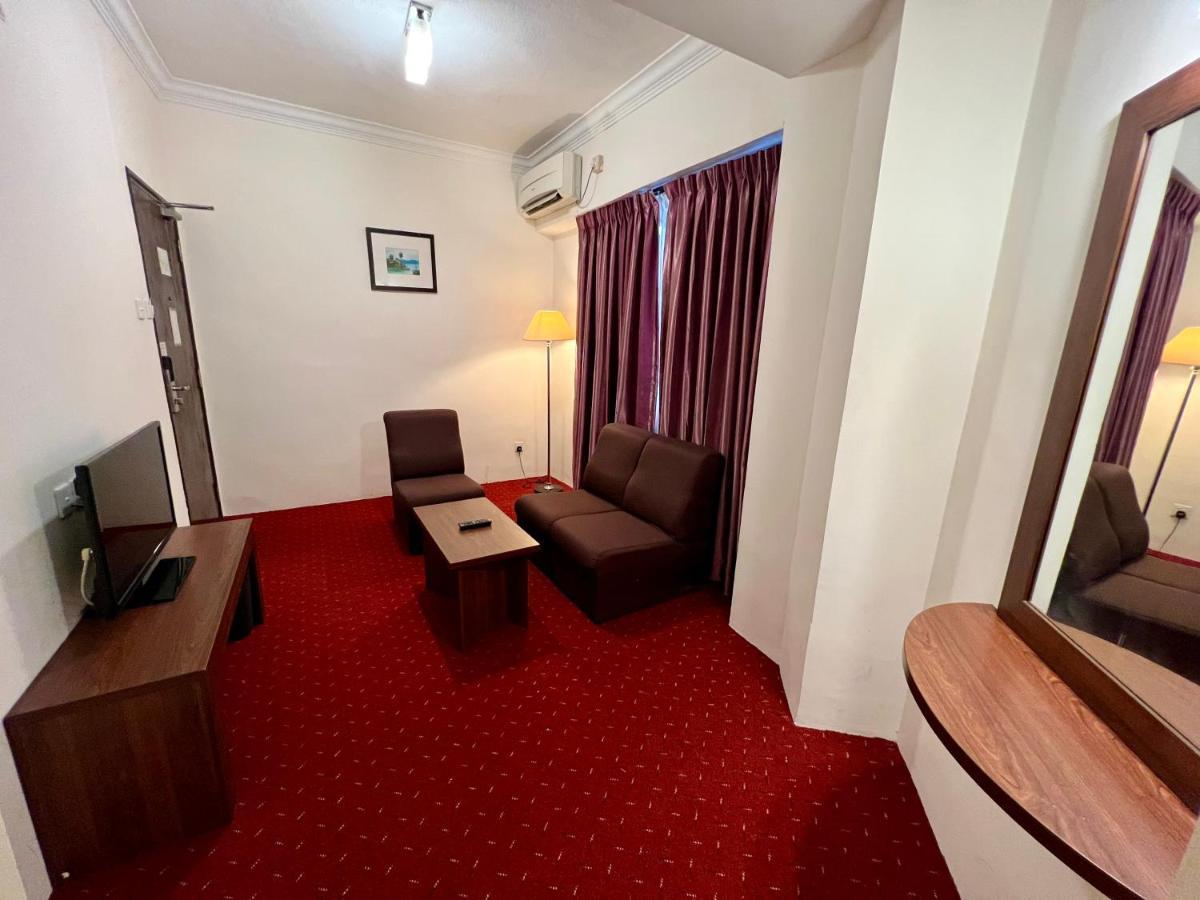 Hotel Yt Midtown קואלה טרנגאנו מראה חיצוני תמונה